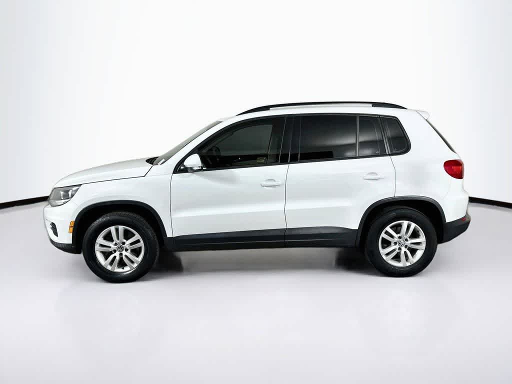 Volkswagen Tiguan S 2017