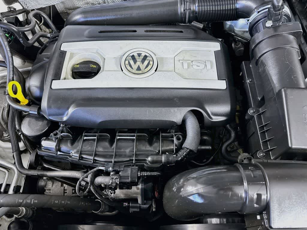 Volkswagen Tiguan S 2017