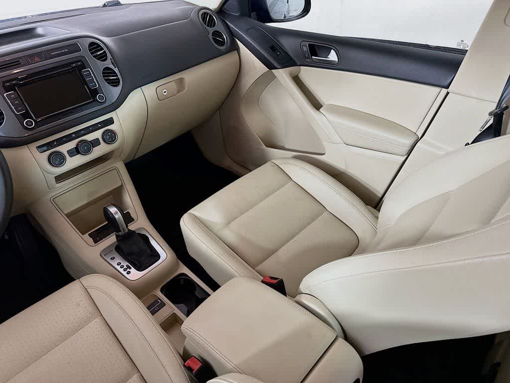 Volkswagen Tiguan SE 2015