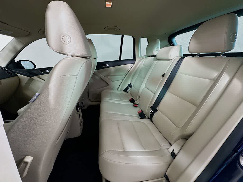 Volkswagen Tiguan SE 2015