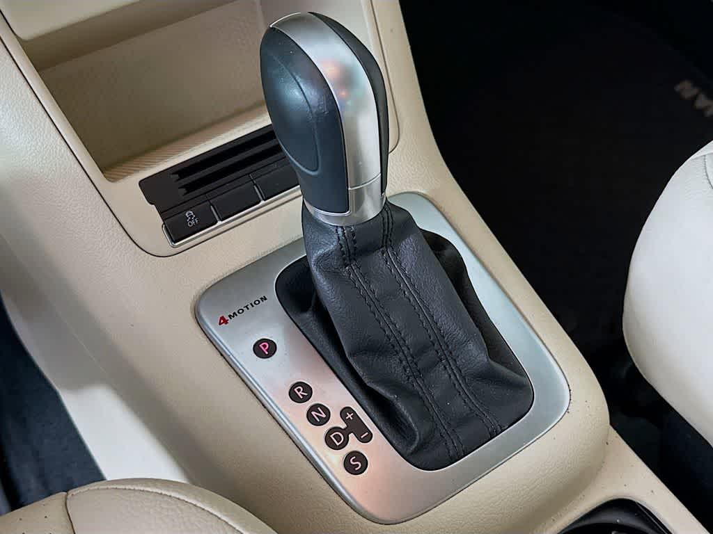 Volkswagen Tiguan SE 2015