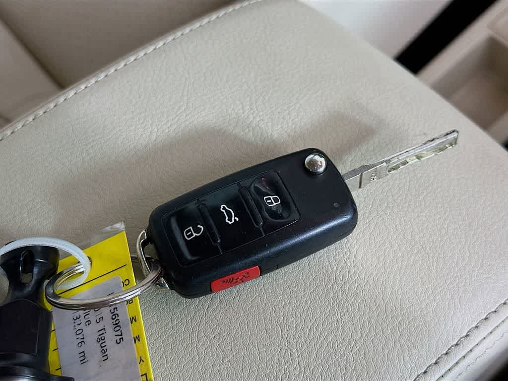 Volkswagen Tiguan SE 2015