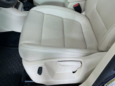 Volkswagen Tiguan SE 2015