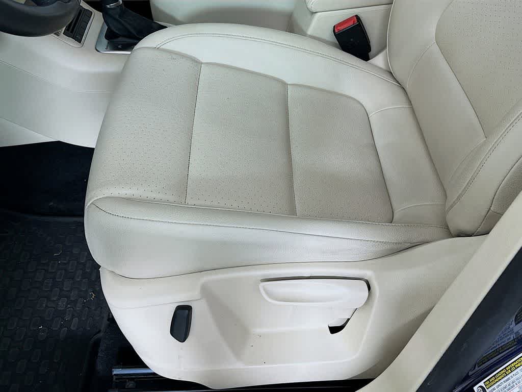 Volkswagen Tiguan SE 2015