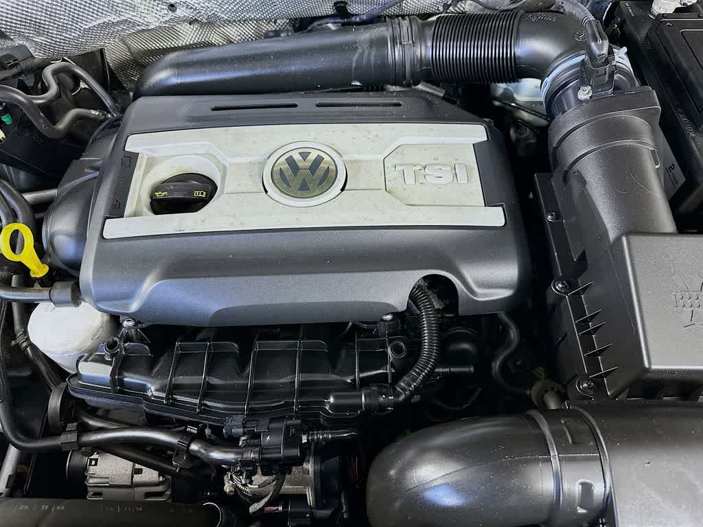 Volkswagen Tiguan SE 2015