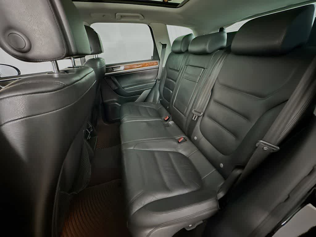 Volkswagen Touareg Lux 2013
