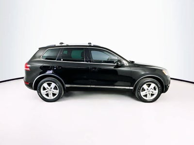 Volkswagen Touareg Lux 2013