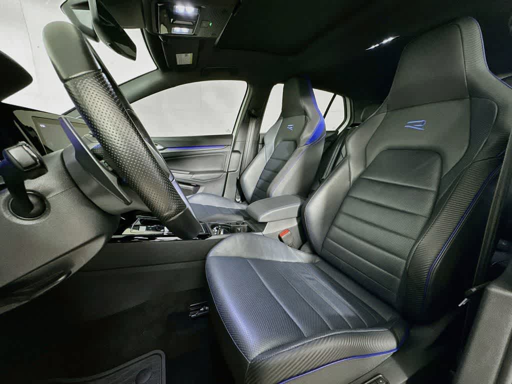 Volkswagen Golf R 2.0T 2023