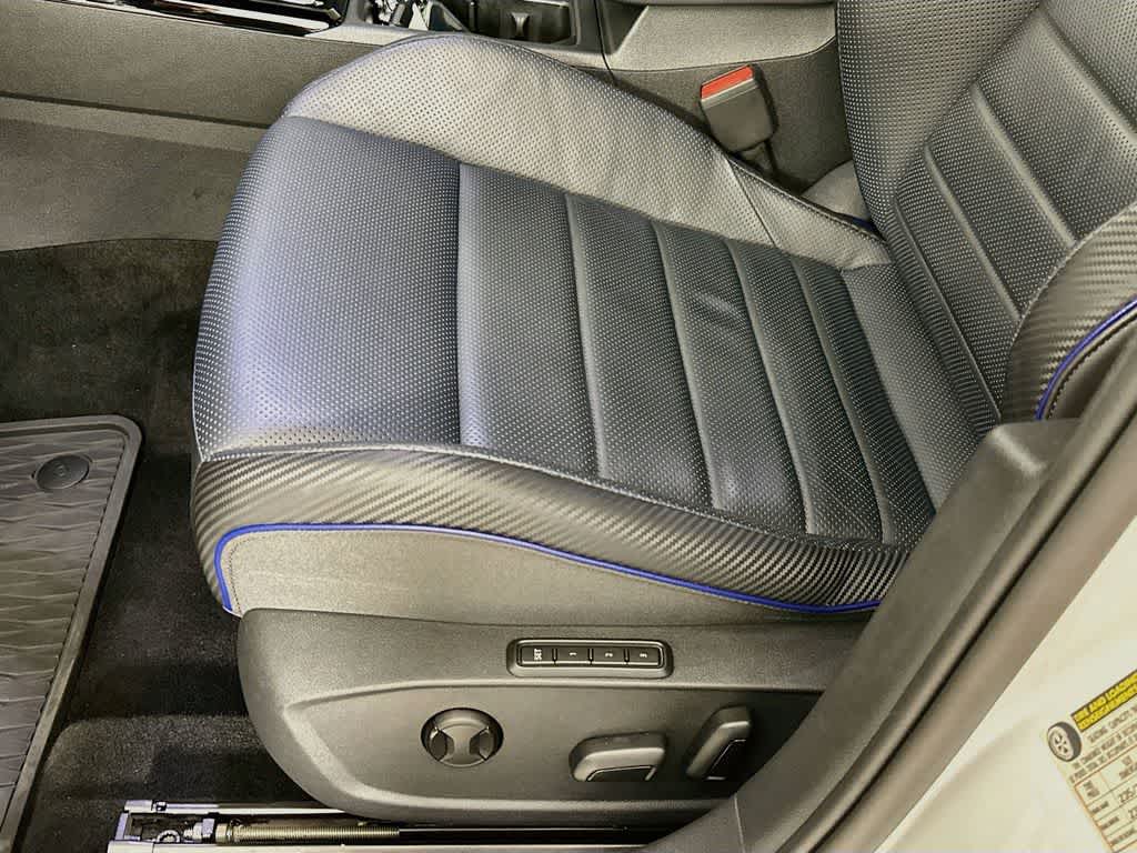 Volkswagen Golf R 2.0T 2023