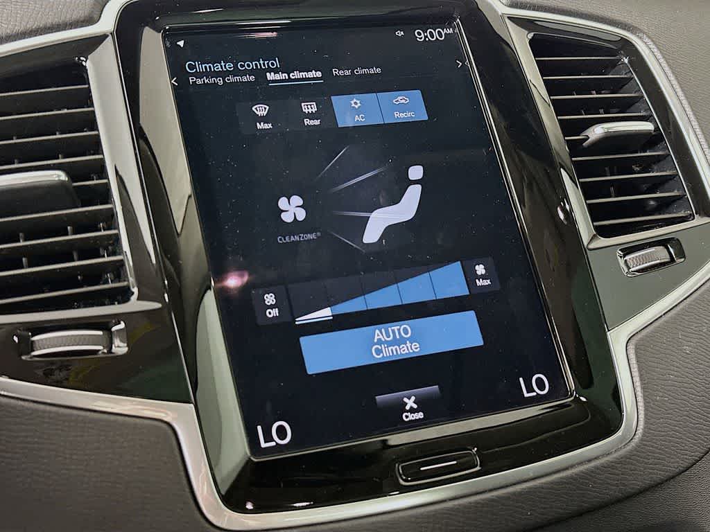 Volvo XC90 Momentum 2022