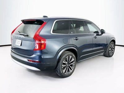 Volvo XC90 Momentum 2022