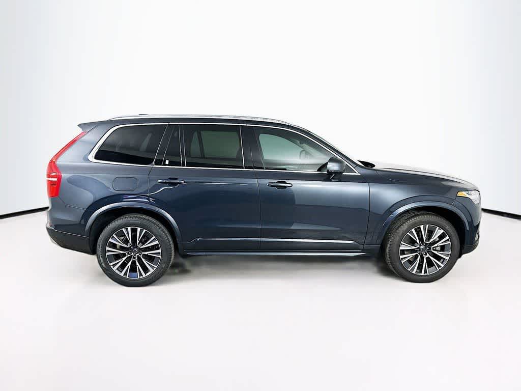 Volvo XC90 Momentum 2022
