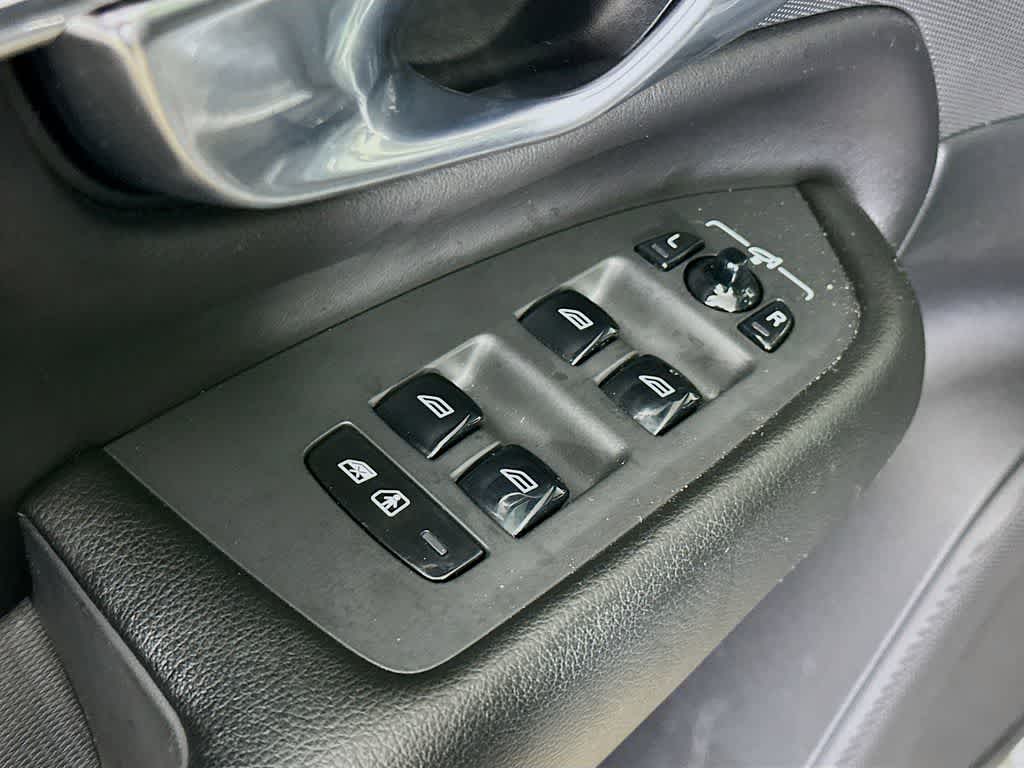 Volvo XC90 Momentum 2022