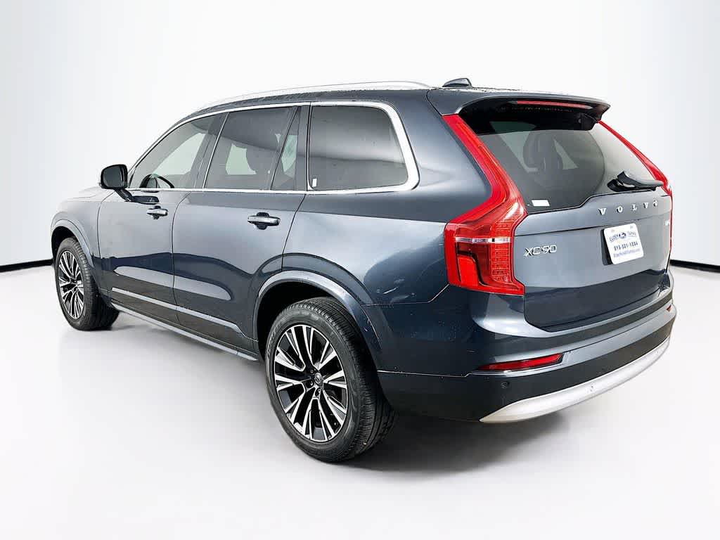 Volvo XC90 Momentum 2022