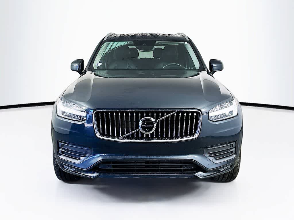 Volvo XC90 Momentum 2022