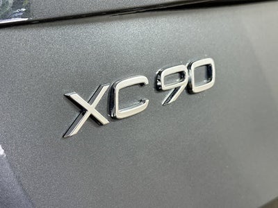 Volvo XC90 Momentum 2022