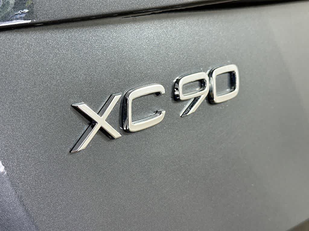 Volvo XC90 Momentum 2022