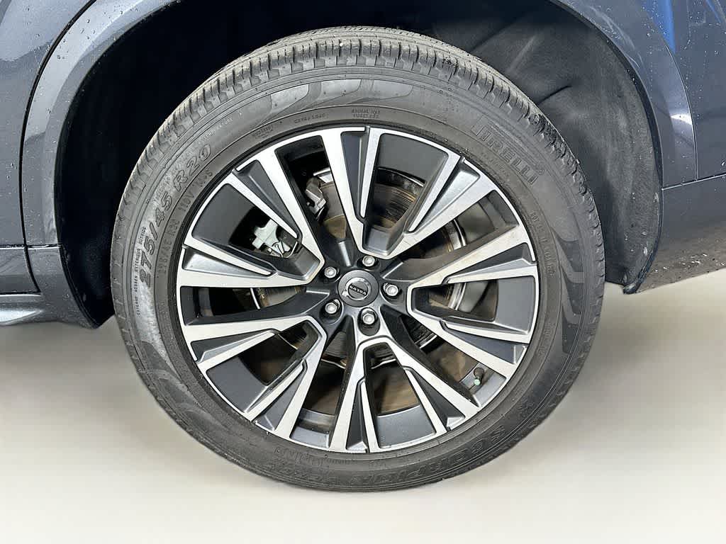 Volvo XC90 Momentum 2022