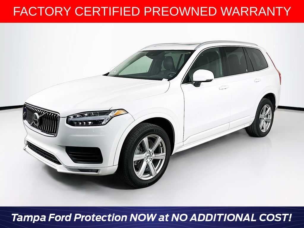 Volvo XC90 Momentum 2022