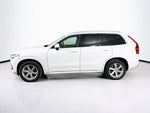 Volvo XC90 Momentum 2022