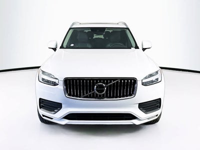 Volvo XC90 Momentum 2022