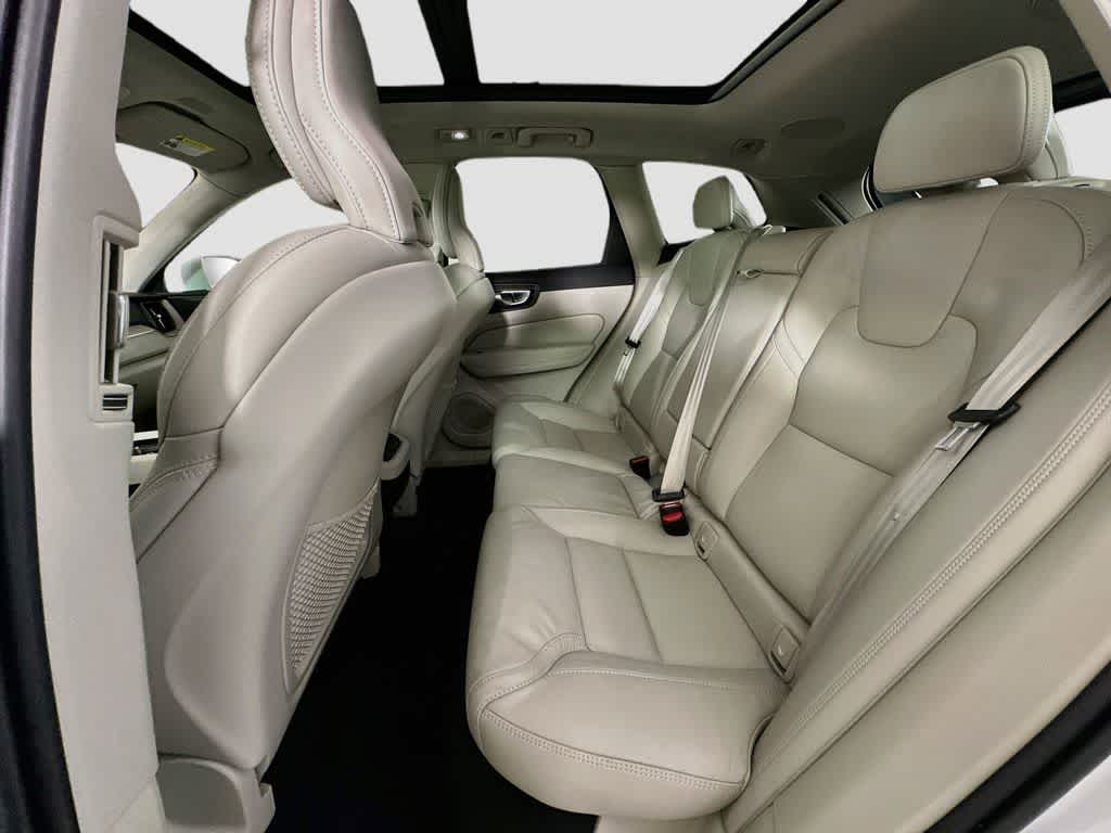 Volvo XC60 Inscription 2022