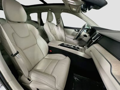 Volvo XC60 Inscription 2022