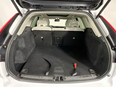Volvo XC60 Inscription 2022