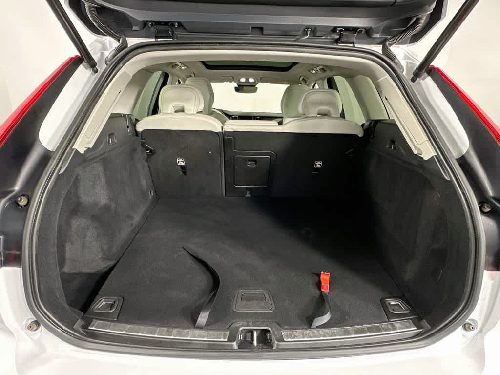 Volvo XC60 Inscription 2022