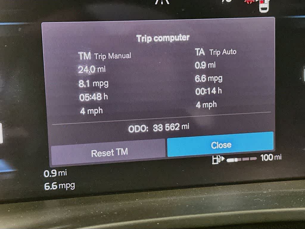 2023 Volvo XC40 Plus Tema Oscuro