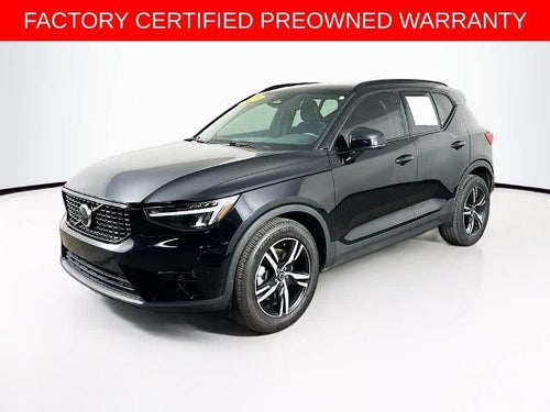 2023 Volvo XC40 Plus Tema Oscuro