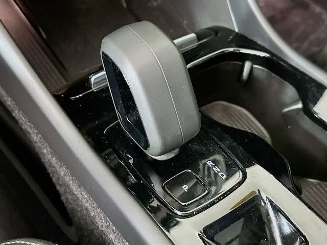 2023 Volvo XC40 Plus Tema Oscuro